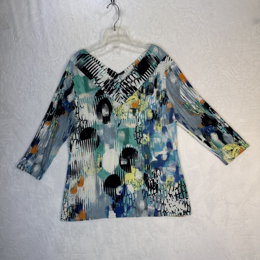 Peck&peck three-quarter inch sleeves V-neck top Colorful Strech Size Large